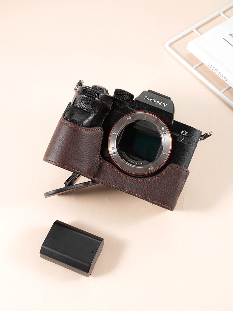 索尼A7C相機包A7M4 A7S3 A73 A7R3 A7R5底座皮套真皮保護套攝影包
