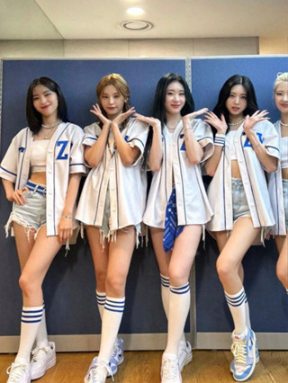 ITZY女團同款打歌服美式棒球服啦啦隊街舞嘻哈爵士kpop表演服套裝