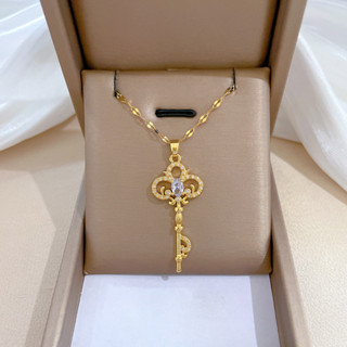 Xiaoboacc 鈦鋼鎖骨鏈項鍊女士奢華鍍金鑽石鑰匙吊墜首飾