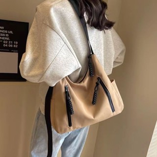 [xuan美衣舍]2025 高品質大容量斜揹包包女新款包包女大學生素色百搭通勤休閒包