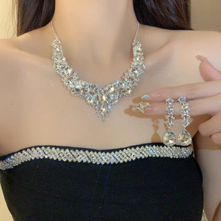 【臺灣出貨】 高階白色項鍊 婚紗項鏈 新款 輕奢 禮服項鏈 精緻設計 新娘公主鎖骨鏈 女生項鏈 超閃 氣質 時尚 奢華