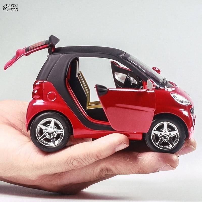 【華興模型玩具】 賓士 Smart Fortwo 1 / 32 比例壓鑄模型迴力汽車收藏兒童收藏玩具禮物