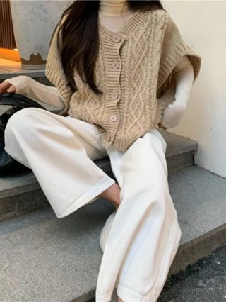 女生衣著#韓版馬甲#針織 早春新款外套女裝麻花毛衣馬甲設計感
