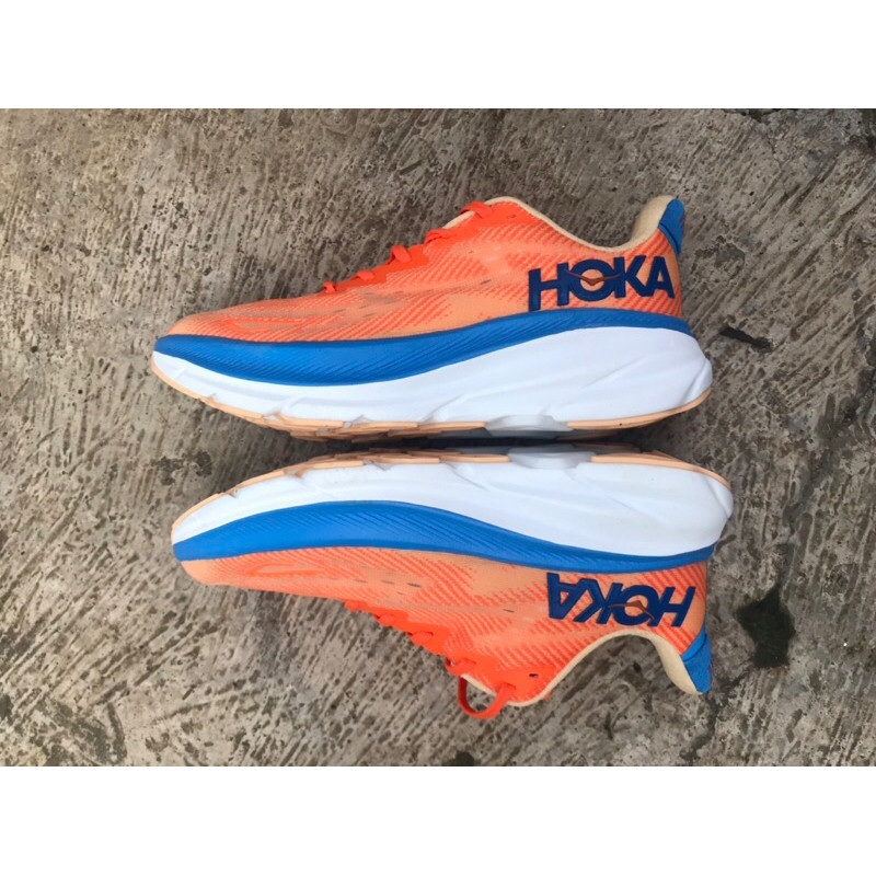 跑鞋 HOKA CLIFTON 9