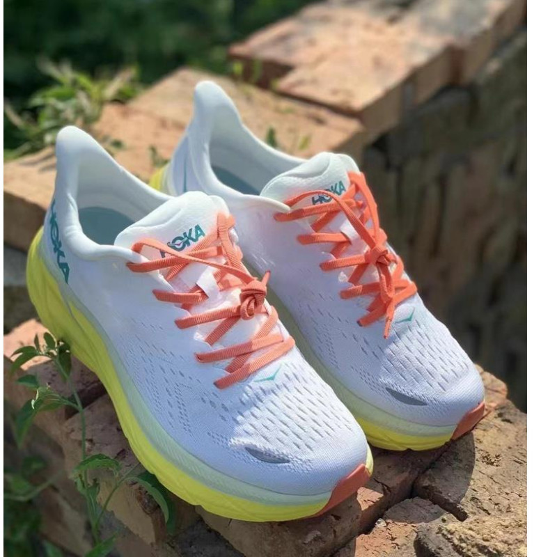 2022 hoka one clifton 8減震男女鞋白黃