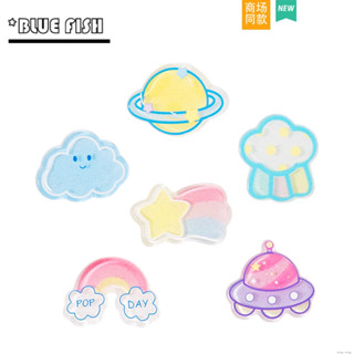 【熱賣】雲朵 太空船 星球 洞洞鞋配件 壓克力鞋花 可拆式鞋釦 crocs裝飾扣 diy配件 *BLUEFISH