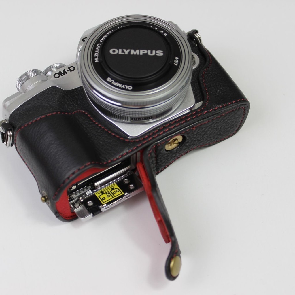 奧林巴斯EM10IV EM10二代三代4代數位相機包皮套 保護殼真皮底座