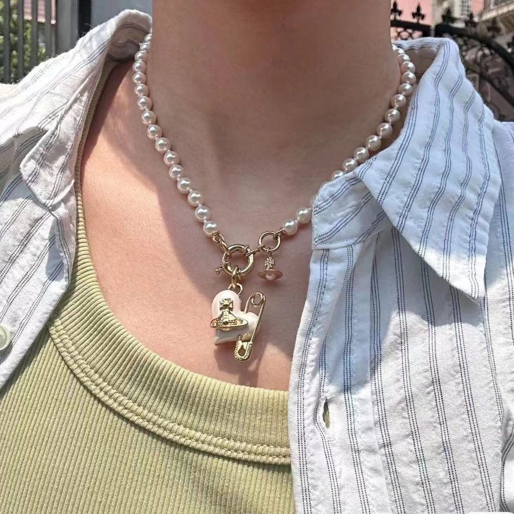 西太後 Vivienne Westwood 新款愛心別針土星珍珠項鍊女士小眾時尚奢華設計高端鎖骨鏈