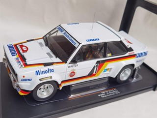 IXO 1/18 FIAT 131 #1 1979 菲亞特賽車模型 合金 不開門