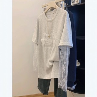 女生穿搭 夏季寬鬆大尺碼洋氣短袖 大尺碼白色刺繡蕾絲拼接假兩件長袖t恤女夏季新款防曬薄款上衣
