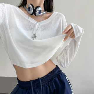 慵懶風辣妹薄款長袖防曬上衣罩衫 打底衫 素色排扣V領寬鬆女生短版上衣 春秋季性感透視網紗上衣長袖T恤 大領口跳舞JAZ