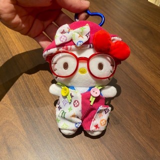 背帶褲kitty 卡通眼鏡毛絨公仔 玩偶 包包掛飾 書包掛飾 鑰匙圈 情侶送禮物