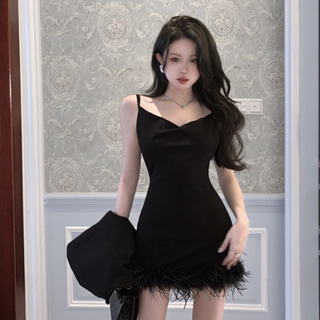 韓版氣質性感緊身裙女裝緊身收腰毛邊拼接設計黑色名媛吊帶洋裝