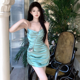 韓版氣質性感吊帶洋裝女裝緊身收腰抽繩褶皺緞面露背無袖包臀洋裝