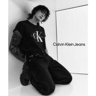 凱文克萊 ❤防彈少年團 JK 的選擇! 100% 正品! 【Calvin Klein Jeans】會標logo短袖T恤3