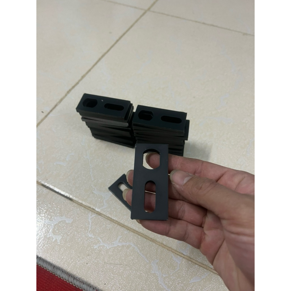 超級 vip 發動機支架各種尺寸 800w 以 1 對 2 件為單位價格,專注於超級優質產品