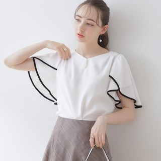 Couture Brooch V領珍珠裝飾荷葉袖上衣 50889005【World Taiwan】