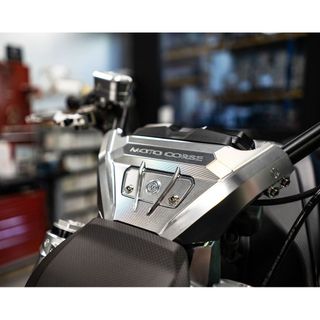 MOTOCORSE DUCATI DIAVEL V4 手把部品 Steering riser / handlebars
