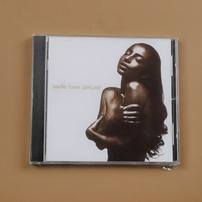 全新正版 力推 天鵝絨般的嗓音 莎黛 Sade Love Deluxe CD 正版未拆封