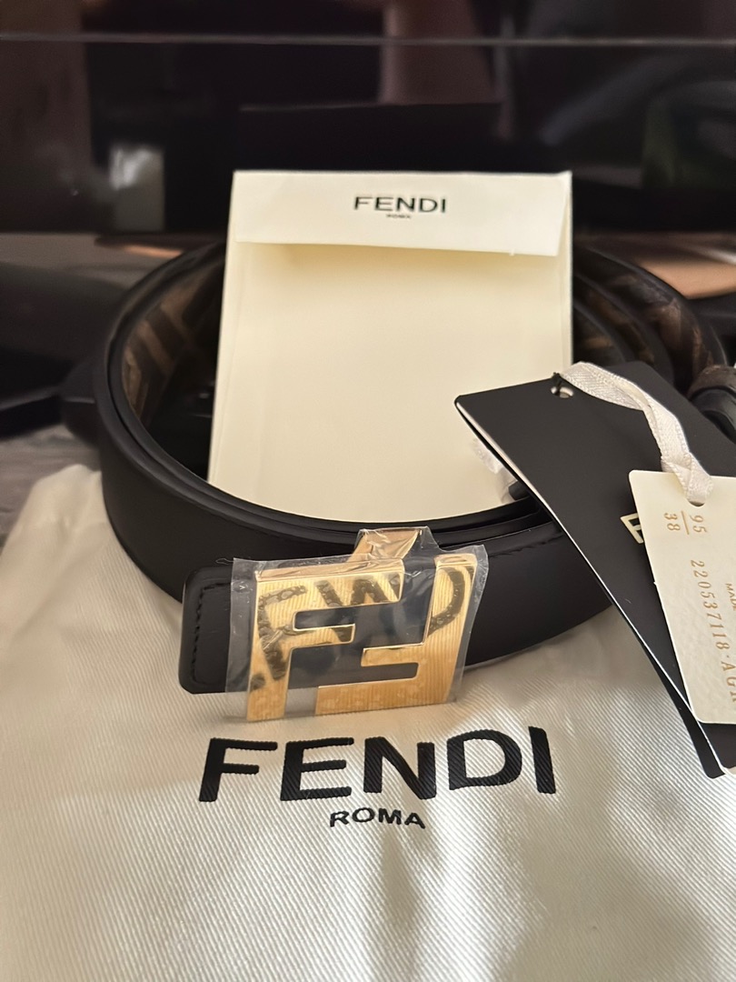 ♚KK SHOP♚ 預購FENDI 新款正反FF雙面皮帶7C0424AGR9F0GXN | 蝦皮購物