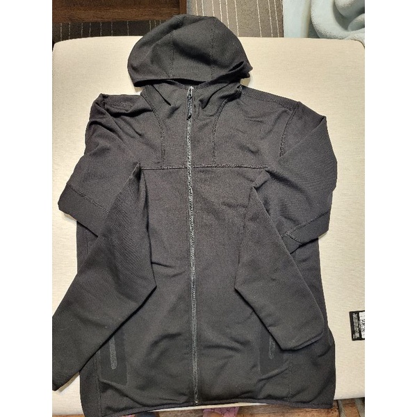 arcteryx leaf naga hoody