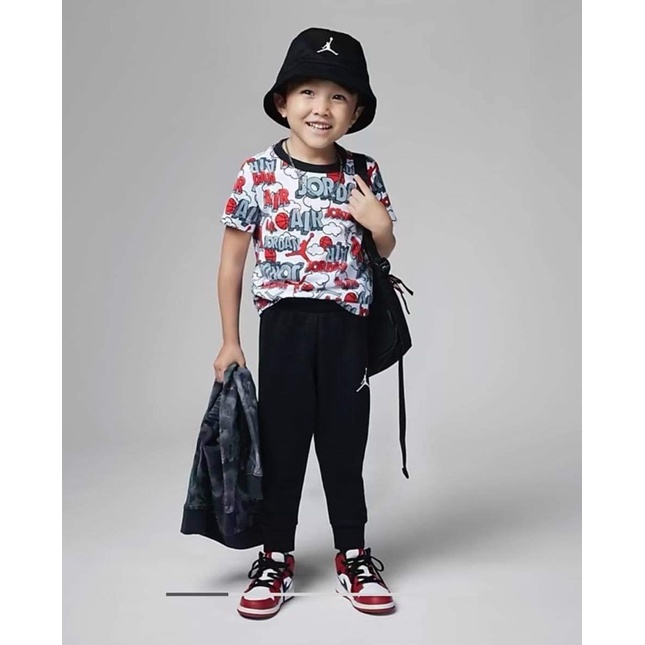 Nike Jordan嬰童/兒童短袖套裝（短袖上衣+長褲)