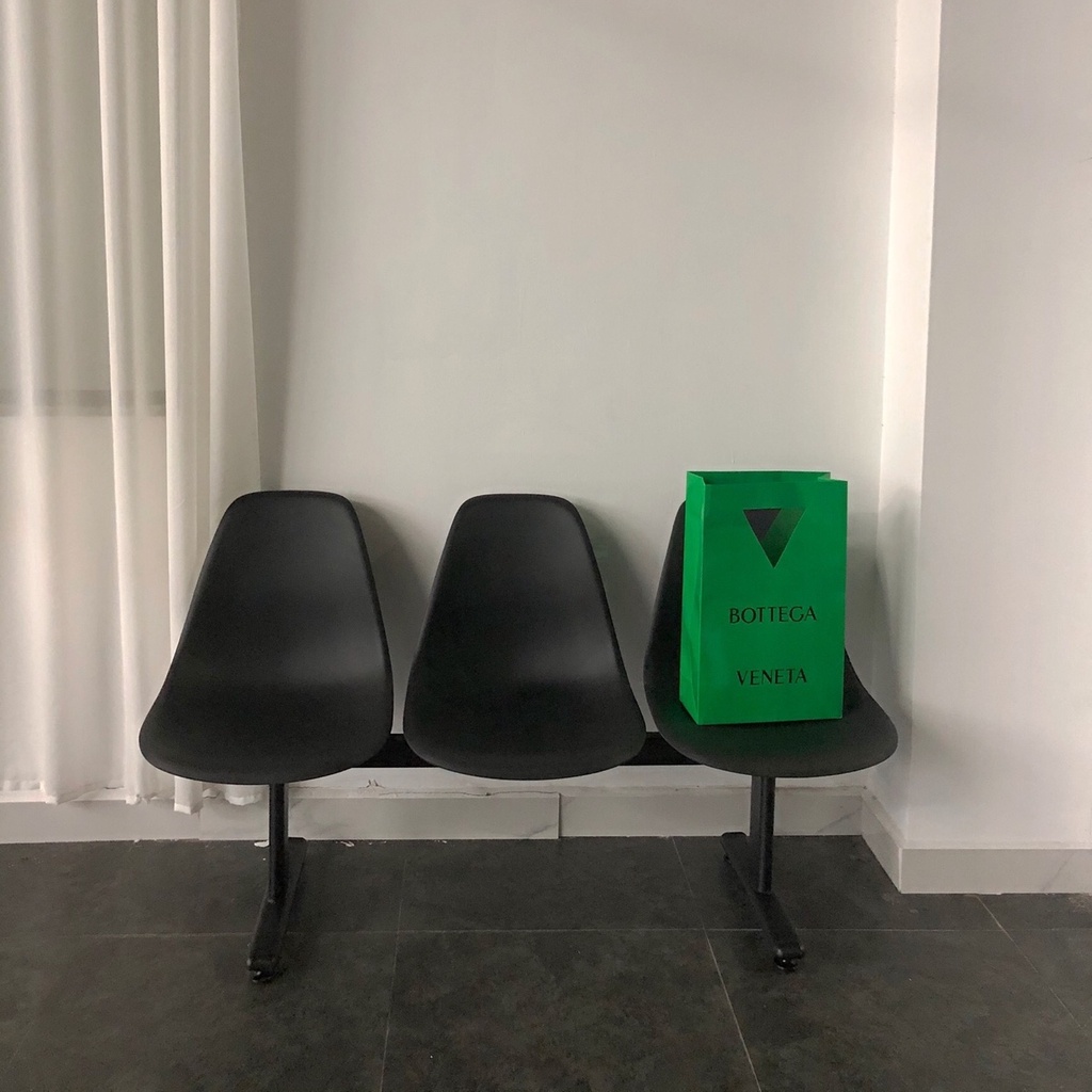 新品上新\排椅塑膠連排椅2人位3人4醫院候診椅網紅店攝影道具椅候車室椅子