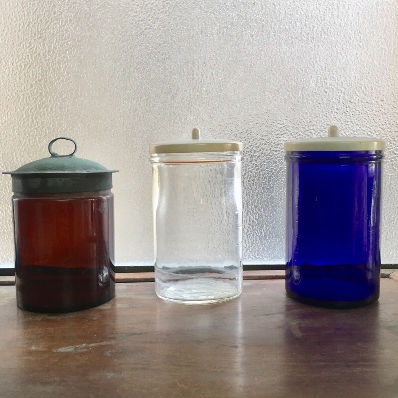 戰前三色圓柱型玻璃消毒藥水瓶