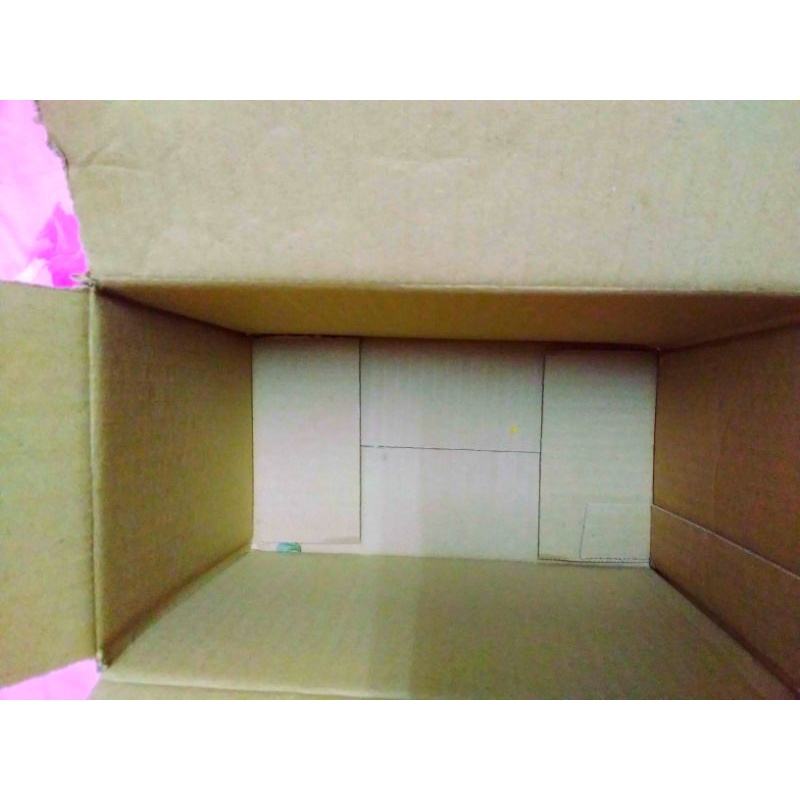 咖啡色箱子13×8×9cm