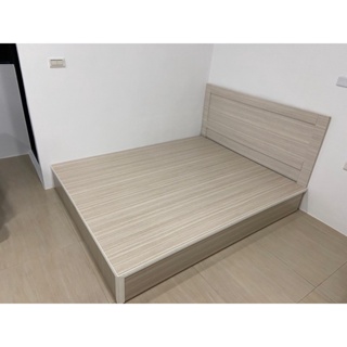 宏綺床業傢俱行：六分木心板床底/床座/床架。服務以台南為主。各式尺寸：單人 雙人