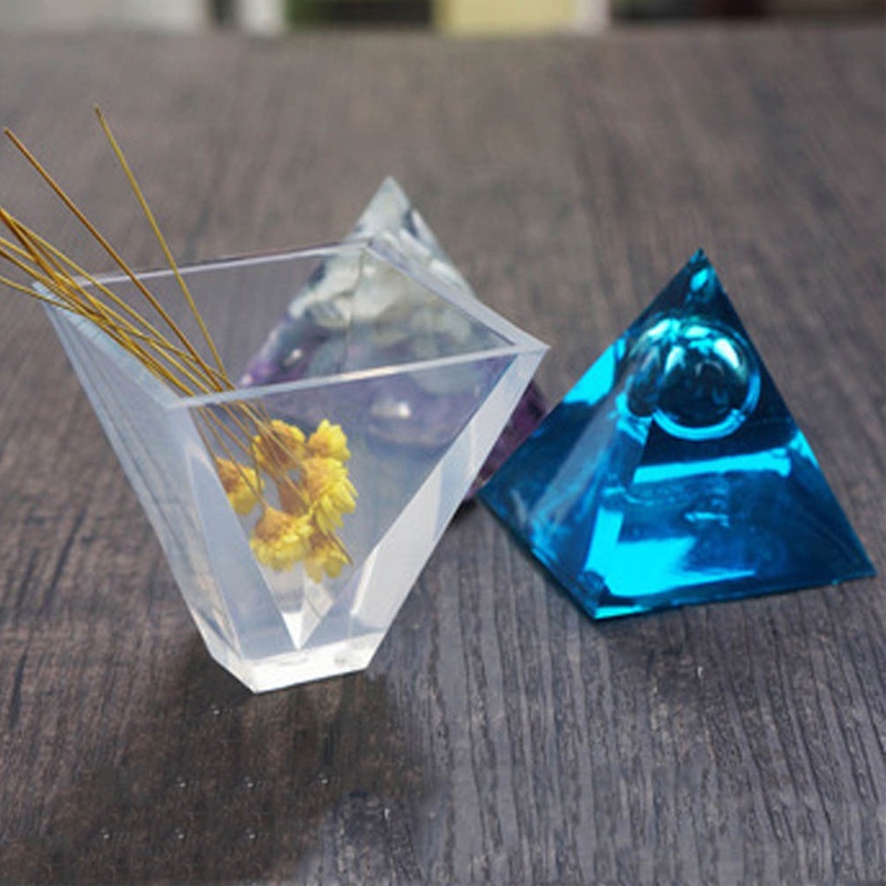 金字塔矽膠模具 水晶滴膠模具 DIY手工製作飾品金字塔模具 三角體乾花樹脂擺件模型乾燥花