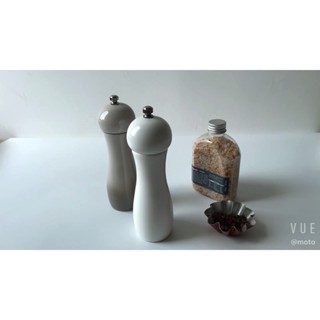 LIGHT HOME9寸漸變色胡椒研磨器 廚房手動花椒海鹽磨粉器 陶瓷研磨芯佐料瓶#預購#要開超取請聊聊我