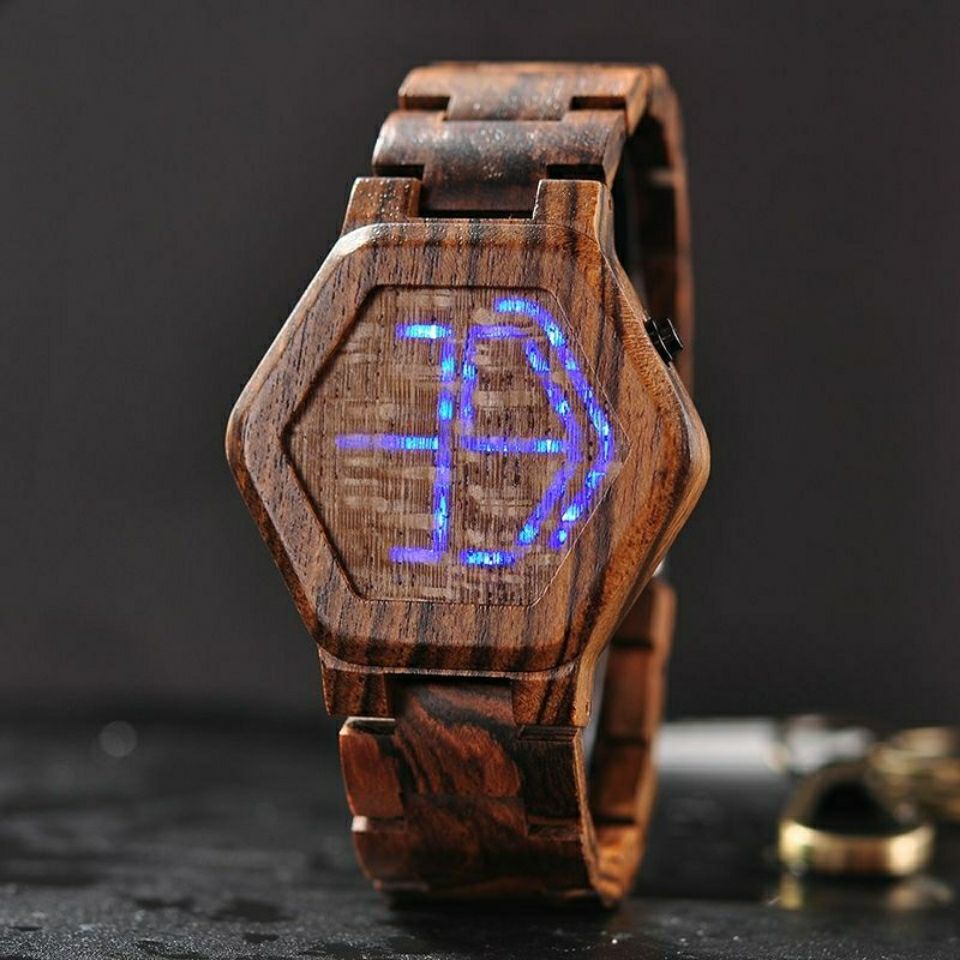 2021春季木制手表男LED六邊形顯示創意文玩男士復古木表