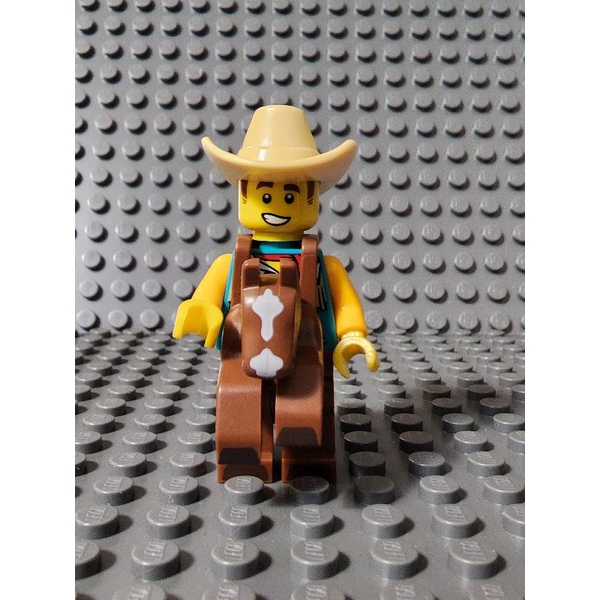 已組裝 展示品 樂高 LEGO 71021 牛仔人 無底板
