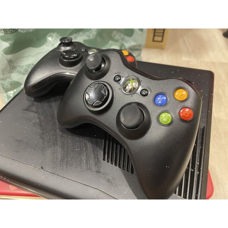 XBOX360(含手把、遊戲片）