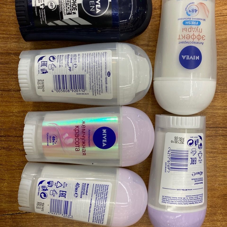 清爽去汗味進口正品. NIVEA 香體止汗香膏  露固體止汗膏 (不是假的)