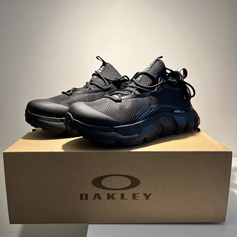 HS⚑ Oakley Light Shield 運動鞋 機能鞋 歐克力 美國代購 日本代購 Oakley鞋