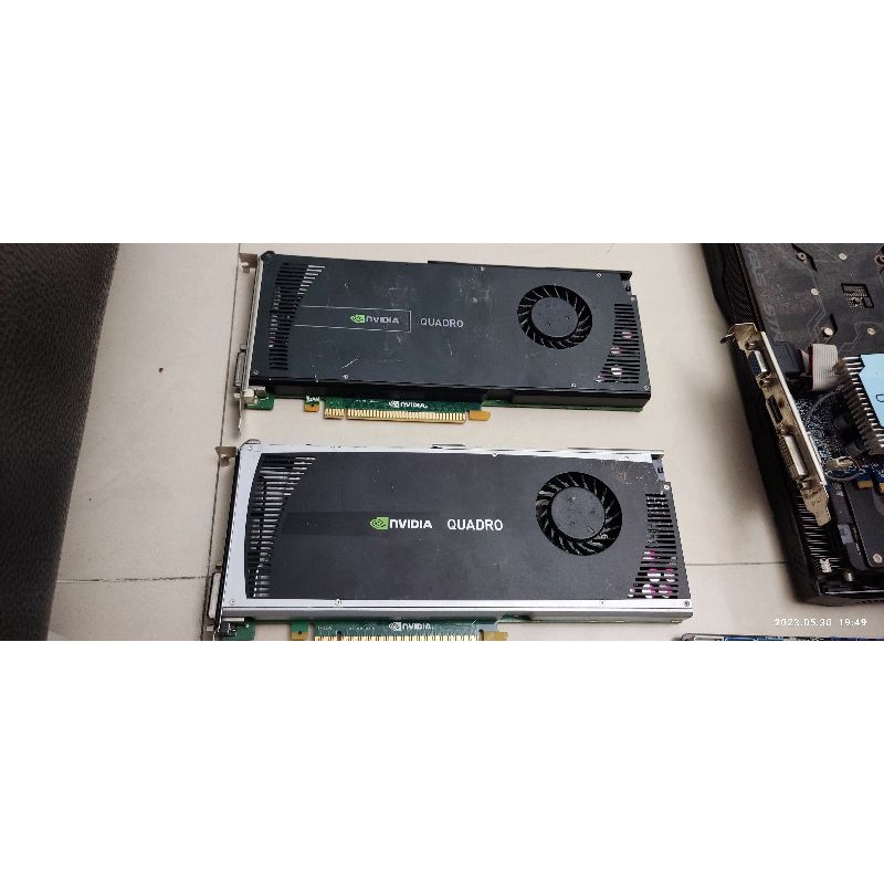 nvidia quadro 4000 2gb 2g 不良品