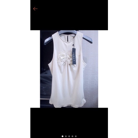 全新設計師JORYA米色手工刺繡珠飾上衣6號 訂價6800