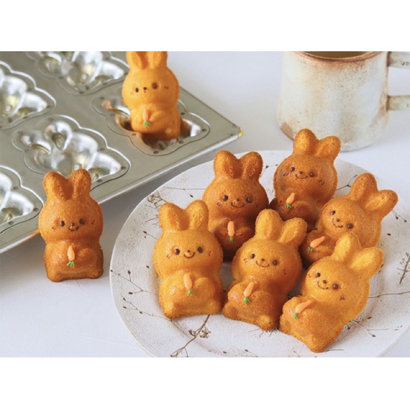 現貨✨ 日本進口 松永 8連 兔兔模 兔子模 瑪德蓮模 磅蛋糕模 兔寶寶 烤盤 烤模