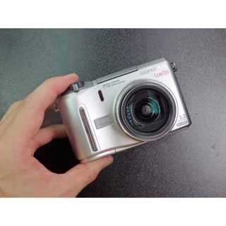 <<老數位相機>>OLYMPUS CAMEDIA C-745 (10倍光學變焦 / CCD / AA電池/暇疵)