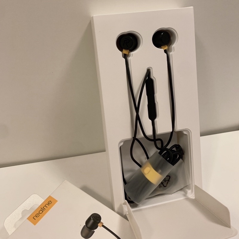 全新 Realme Buds 2 磁鐵耳機 有線耳機