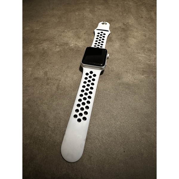 Apple Watch Series 3 / 太空灰 / 38mm / 二手