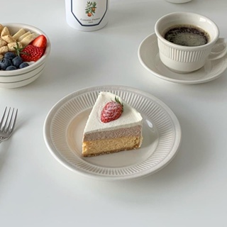 7寸浮雕白色陶瓷餐盤 甜點盤 水果盤