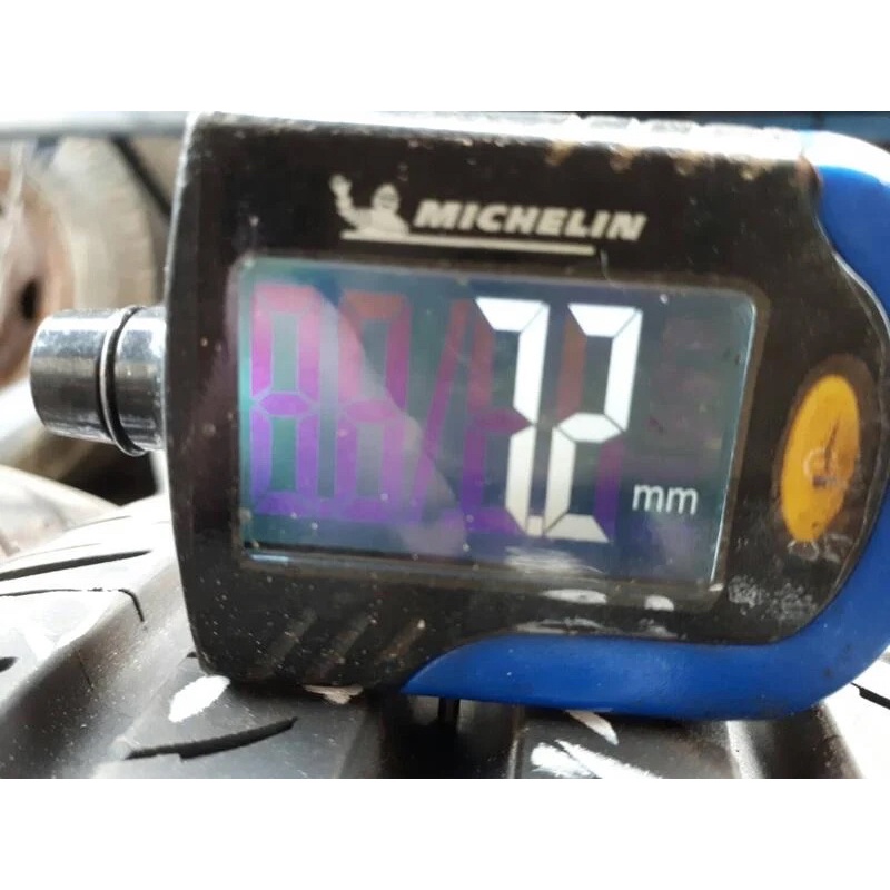 🔺 阿傑 接近落地胎 胎深7.2mm 2018年175/65/15 米其林 SAVER有4條一條800 185/60/1