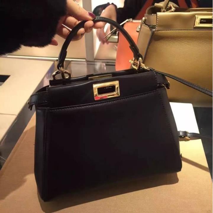 二手Fendi MINI PEEKABOO 黑色 附原本的細背帶 23CM 小貓包 有現貨