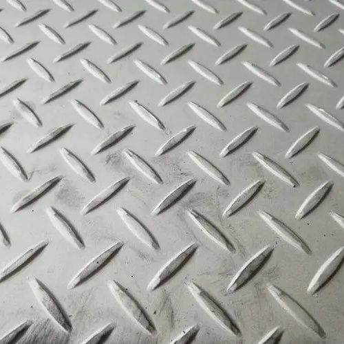304不銹鋼定制壓花板直供花紋鋼板不銹鋼防滑板鍍鋅