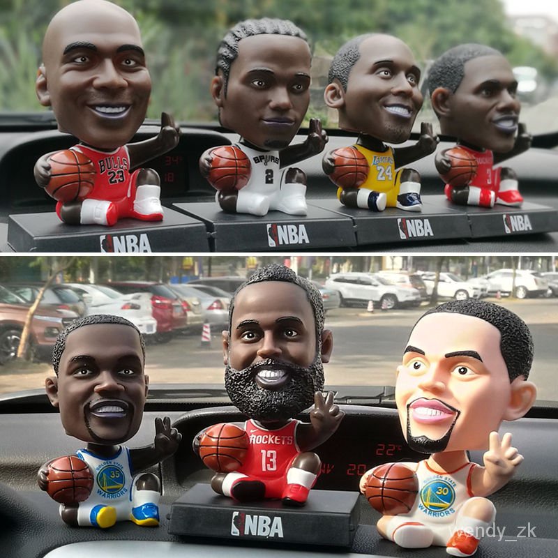 Q版NBA籃球足球明星搖頭公仔詹姆斯哈登科比擺件卡通車內裝飾用品 QBZU
