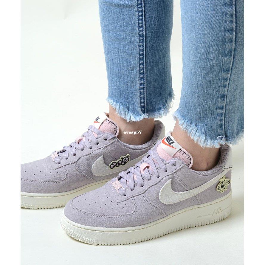 Nike Air Force 1 小花 蝴蝶 刺繡經典休閒板鞋DJ6378-500