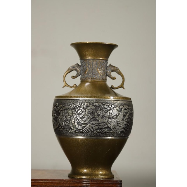 日本回流銅花瓶寬13公分 高28公分重2.64公斤-1525